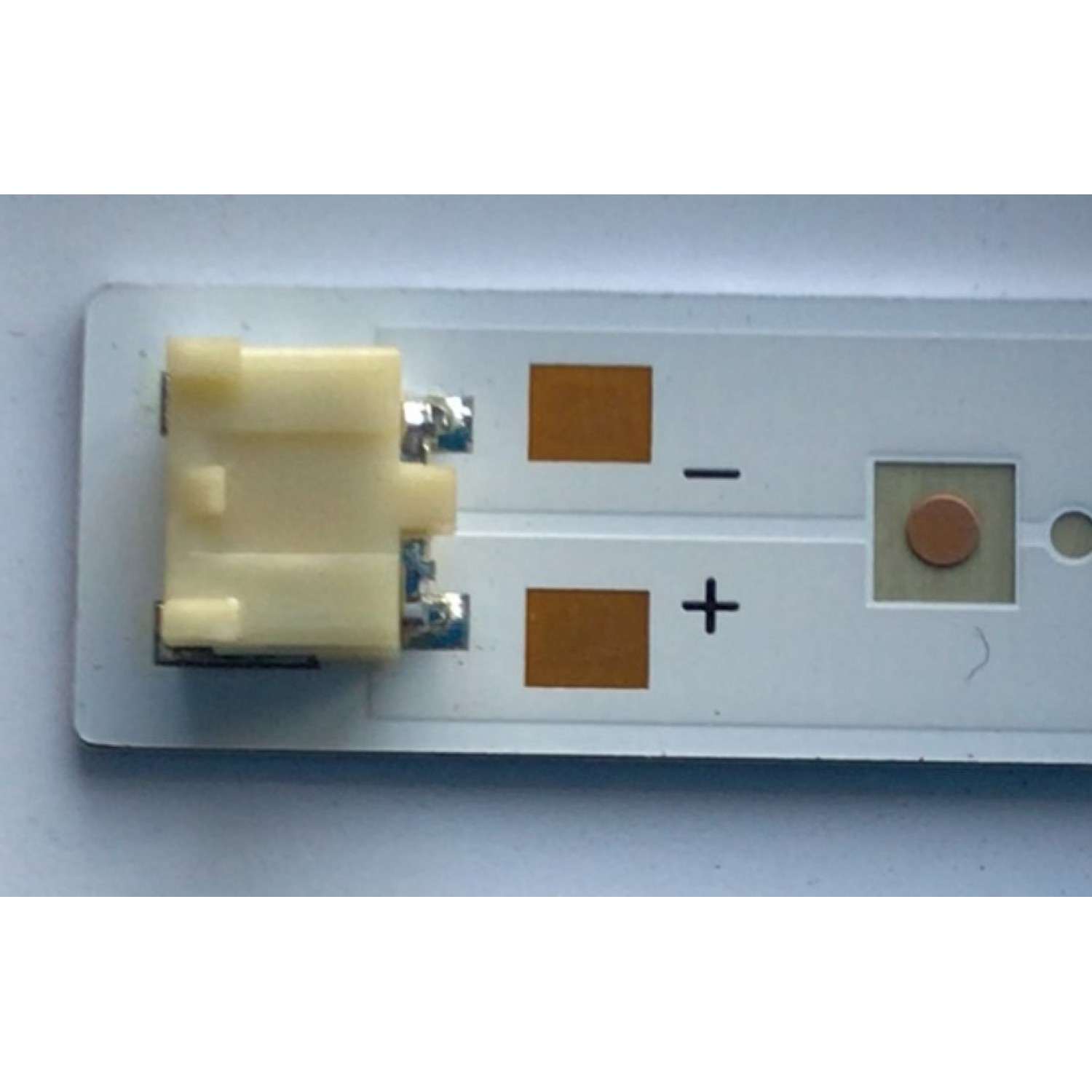 KIT DE LES PARA TV SAMSUNG (8 PZ) / NUMERO DE PARTE 46570A / 46571A / LM41-00623D / L1_N5K_D3_FAM_R2(1)_R1.0:SID_100_LM41-00623D / L1_N5K_D3_FAM_L4(1)_R1.0_SID_100_LM41-00621D / PANEL CY-JN043BGEV3H / MODELO HG43NJ477MFXZA BA01 - Imagen 2